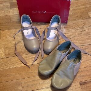 Capezio Kids Beige Dress Shoes